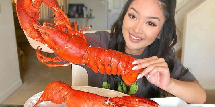 Hướng dẫn cách làm Tôm Hùm Alaska hấp bia - Món ngon đặc sắc!