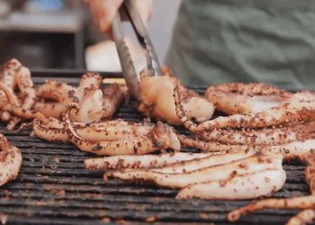 Cách làm bạch tuộc nướng sả