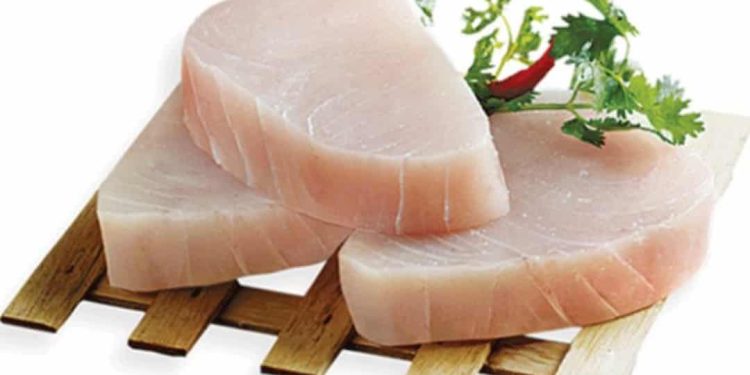 Cách làm cá kiếm kho